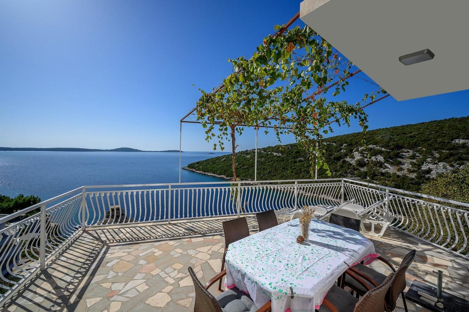 Vila Sara By The Sea In - Ljubljeva